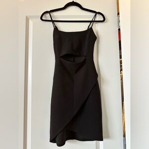 Lulu’s Body-Con Minidress with cutout